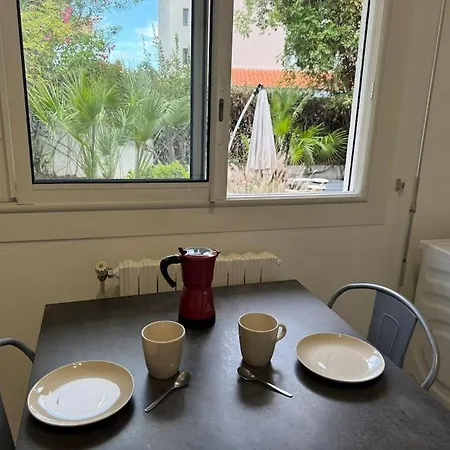Le Jardin D'henri Appartement *